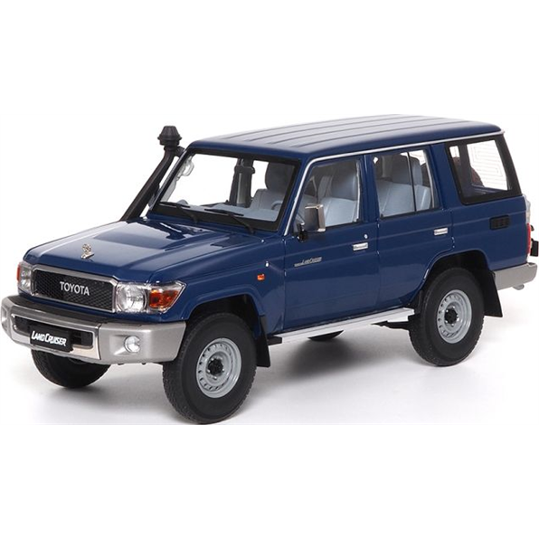 Toyota Land Cruiser 76 2017 Blue