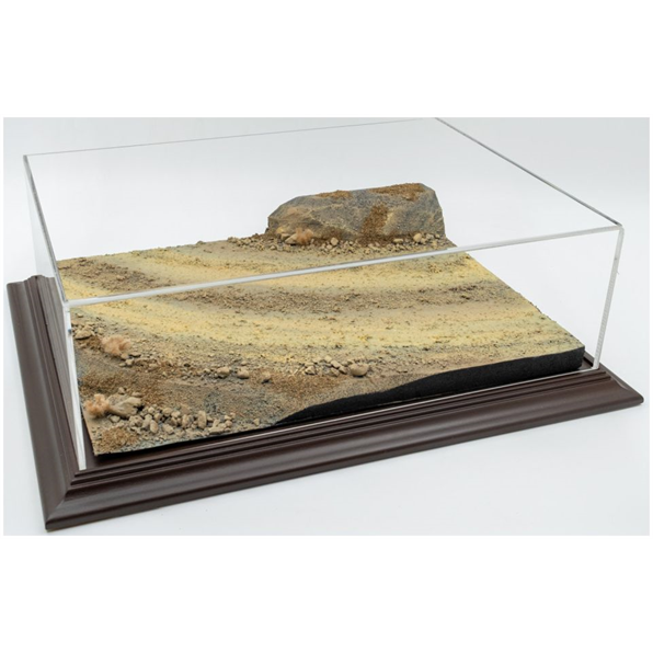 Mountain Road Diorama 420 x 425 x 295 mm