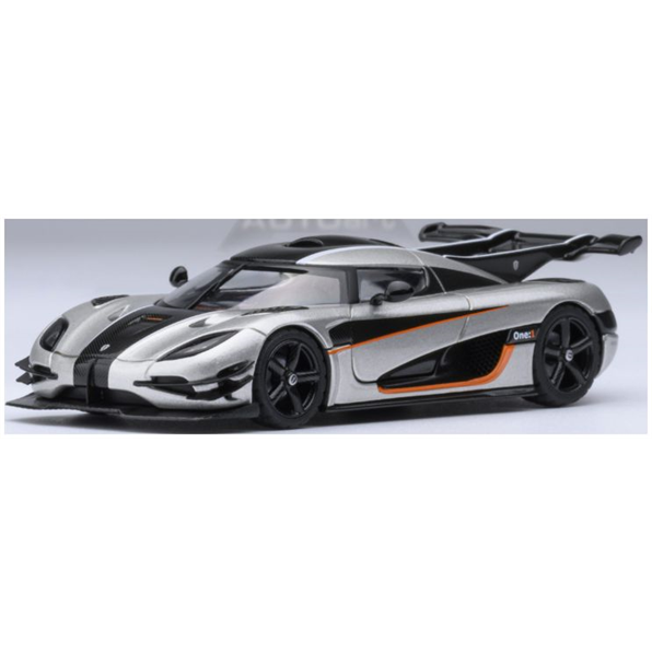 Koenigsegg One: 1 Moon Grey/Carbon Black Orange Accents