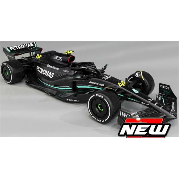 Mercedes F1 W14 #44 Lewis Hamilton - W/Case + Figure