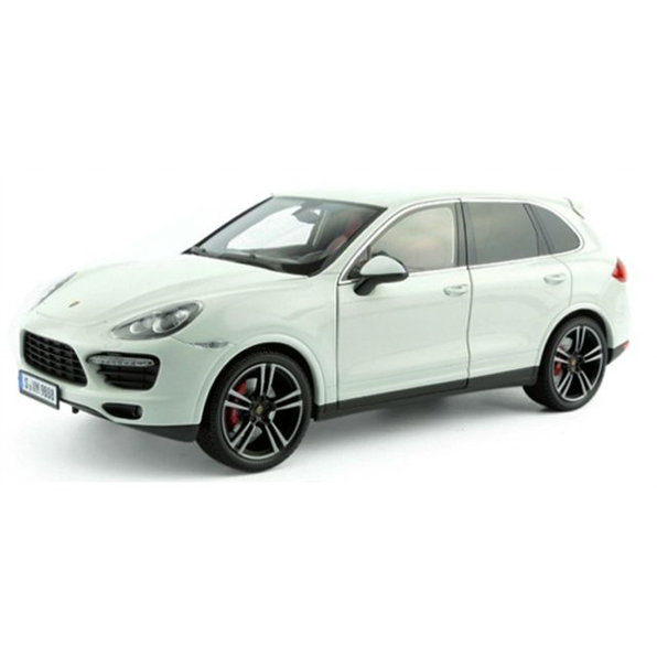 Porsche Cayenne - White