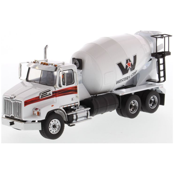 Western Star 4700 SB Concrete Mixer