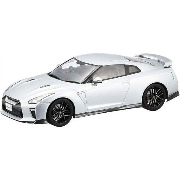 Nissan GT-R 35 Silver (RHD)