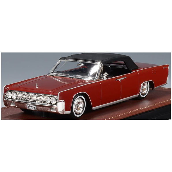 Lincoln Continental Convertible Fiesta Red Closed Roof 1964