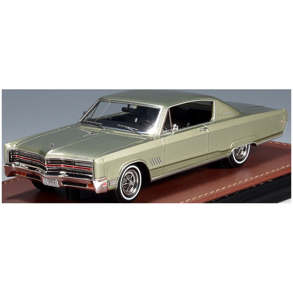 Chrysler 300 Frost Green Metallic 1968