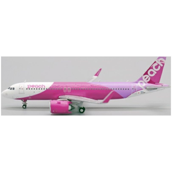 Airbus A320NEO Peach JA204P w/Antenna