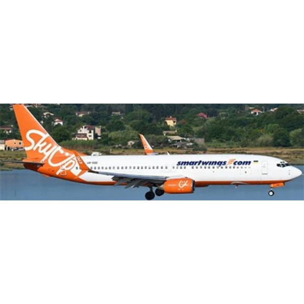 Boeing 737-800 Smartwings Skyup Hybrid Livery UR-SQG w/Antenna