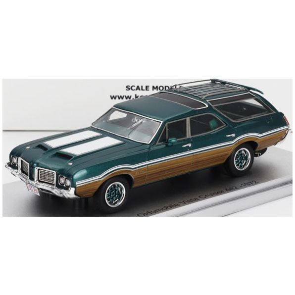 Oldsmobile Vista Cruiser 442 SW Green Metallic White Wood Station Wagon 1972