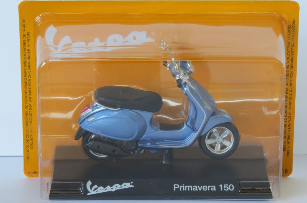 Vespa Primavera 2014 Vespa Collection in 1:18 - John Ayrey Die Casts