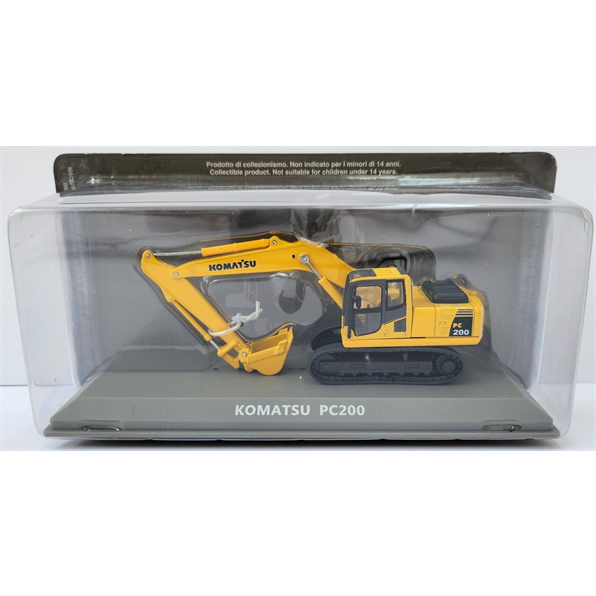 Komatsu PC 200 Earthmoving machines in 1:72 scale