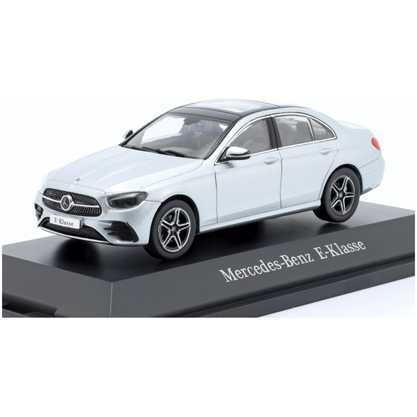 Mercedes E-Class AMG Line (W213) Facelift High-Tech Silver 1:43 - iScale