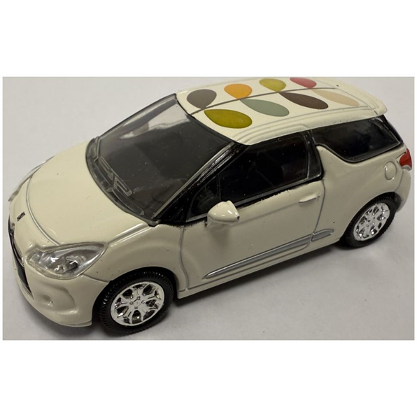 Citroen DS 3 'Oria Kiely' Beige