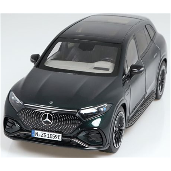 Mercedes Benz EQS SUV AMG Line Emerald Green