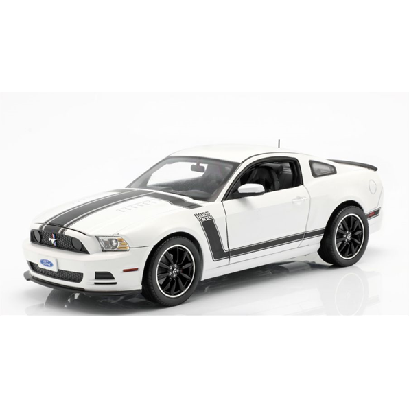 Ford Mustang Boss 302 2013 White