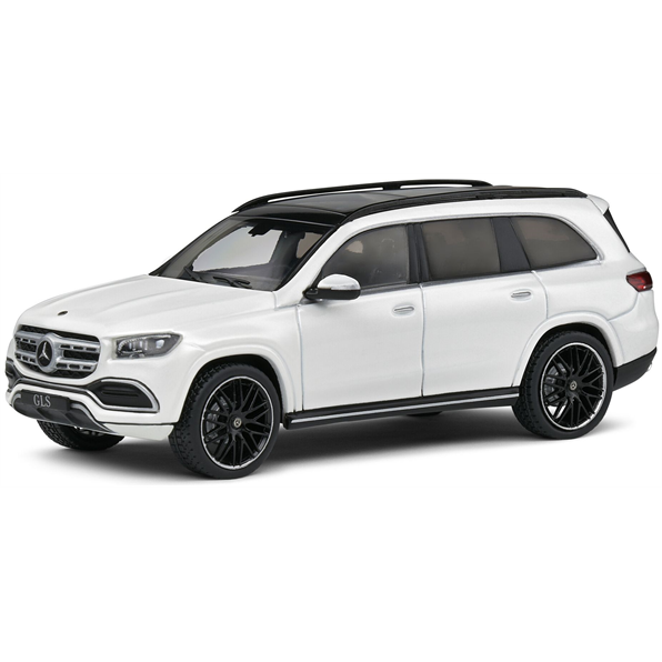 Mercedes Benz GLS w/AMG Wheels Diamond White