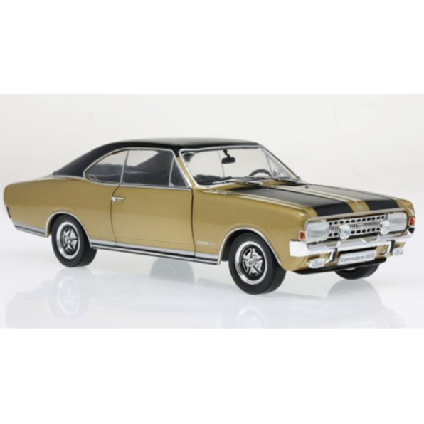 Opel Commodore A GS/E Coupe Gold/Black