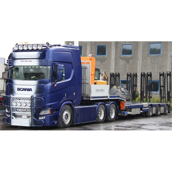 Scania R Highline CR20H Semi Lowloader 3 Axle w/Ramps 'Lasting + Transport Alta'